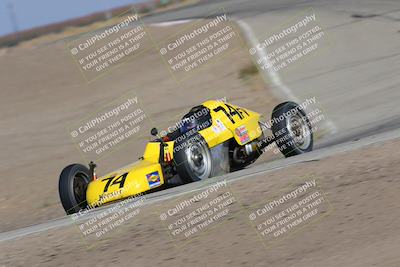 media/Nov-19-2022-CalClub SCCA (Sat) [[baae7b5f0c]]/Group 1/Race (Outside Grapevine)/